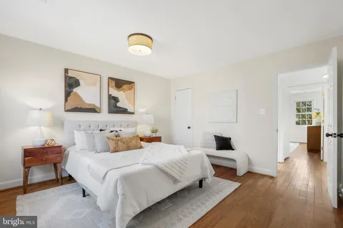 $725,000 | 415 17th Street Southeast, Washington, DC 20003