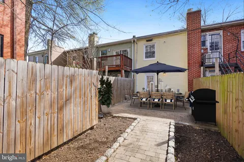 $725,000 | 415 17th Street Southeast, Washington, DC 20003