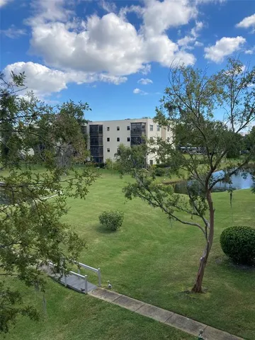 $159,500 | 8174 Terrace Garden Drive North, Unit 307, St. Petersburg, FL 33709