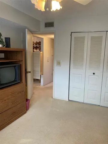 $159,500 | 8174 Terrace Garden Drive North, Unit 307, St. Petersburg, FL 33709