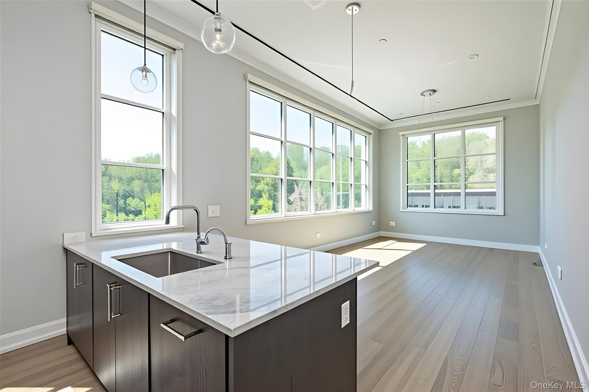 100 Garvies Point Road, Unit 1042 Glen Cove, NY 11542 - Photo 3 of 33