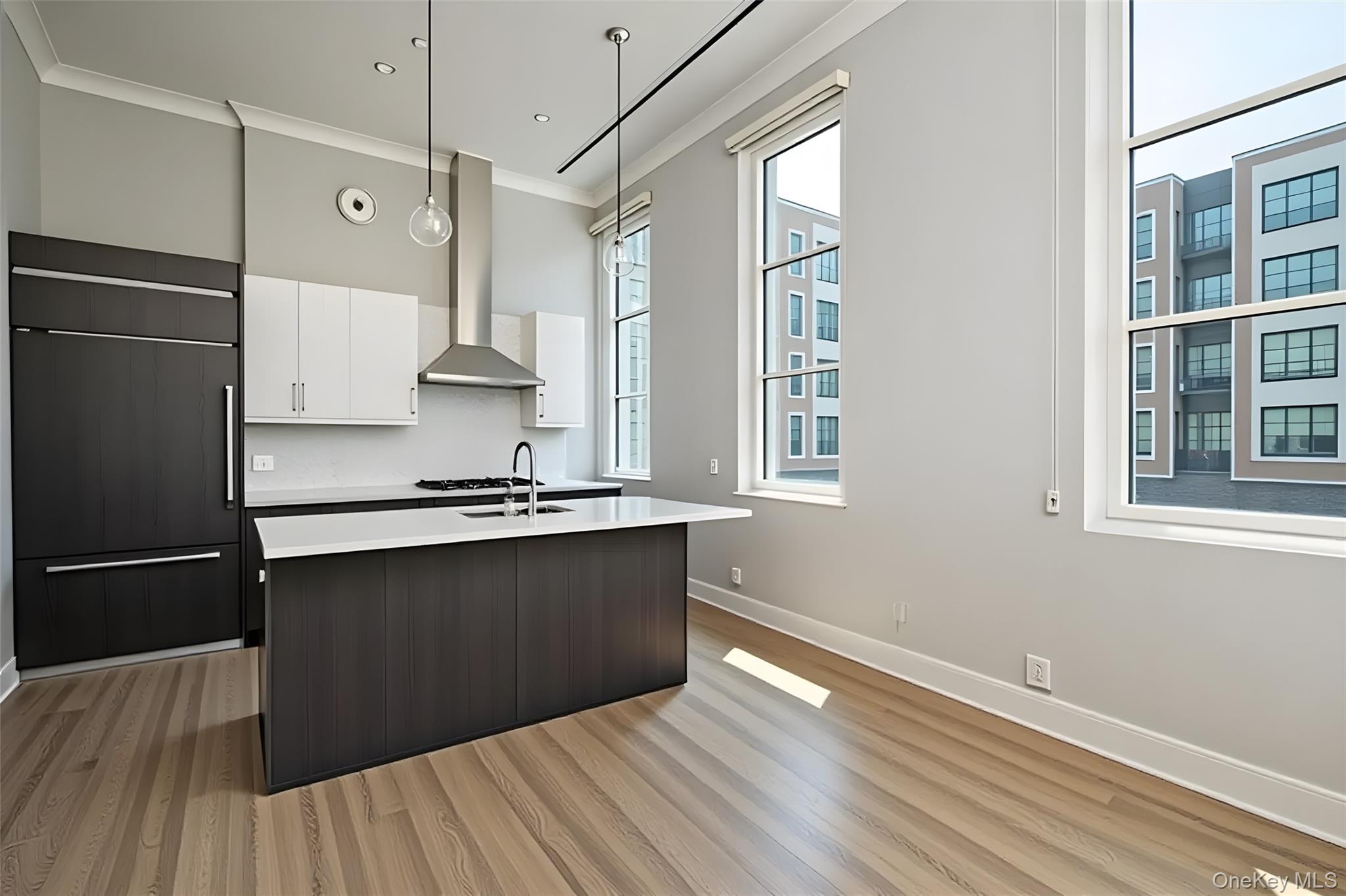 100 Garvies Point Road, Unit 1042 Glen Cove, NY 11542 - Photo 5 of 33