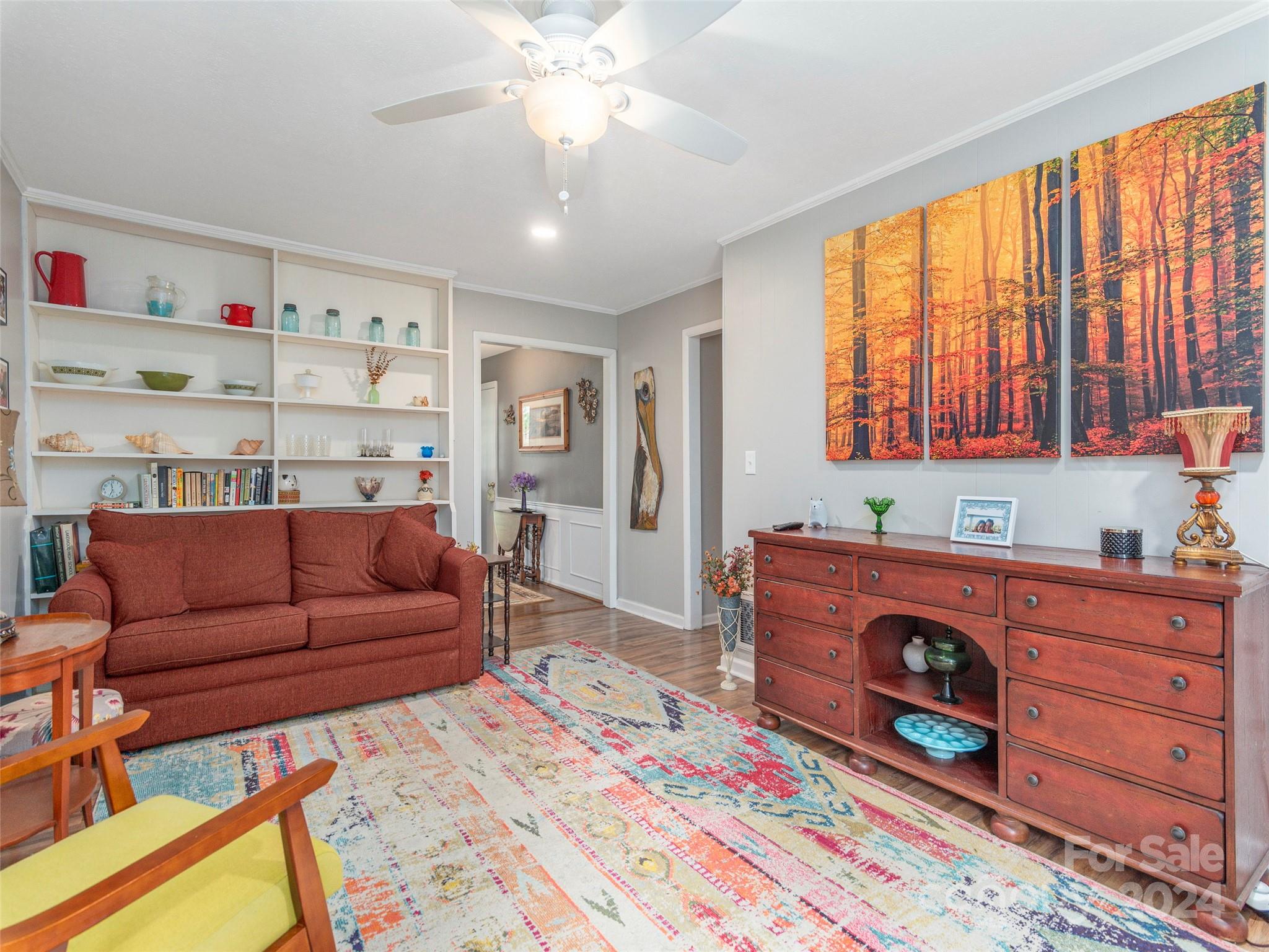 521 Pineland Road Hendersonville, NC 28792 - Photo 5 of 29 Gallery Image 5