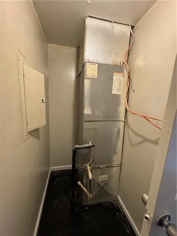 $2,300 | 888-t P T P Burruss Senior Drive Southwest, Atlanta, GA 30314