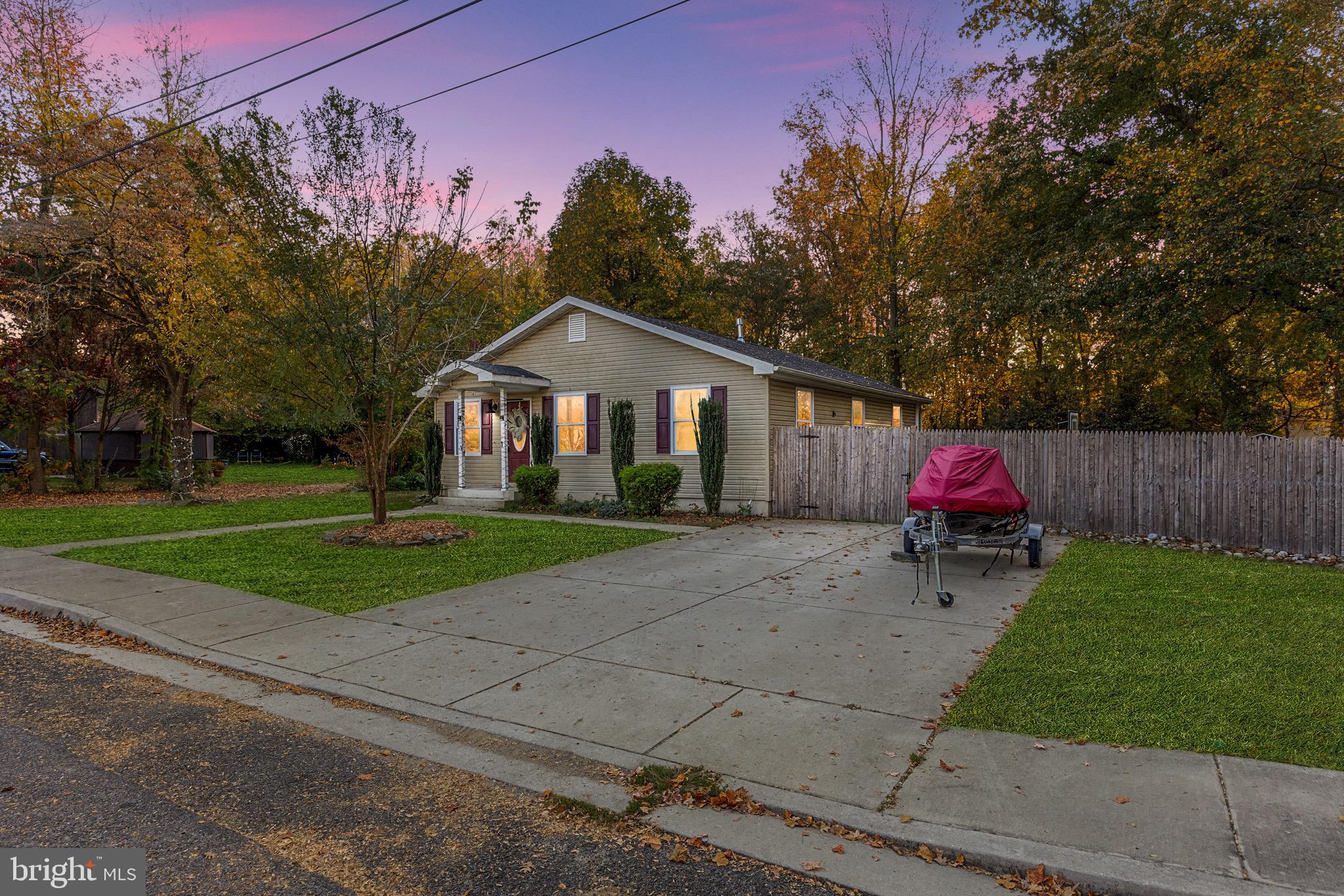 73 Oberlin Road Pennsville, NJ 08070 - Photo 1 of 25 Gallery Image 1