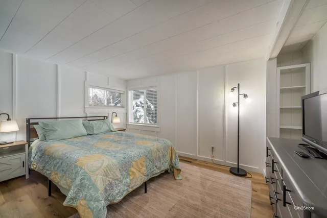 $299,900 | 1942 Orchard Street, Marquette, MI 49855