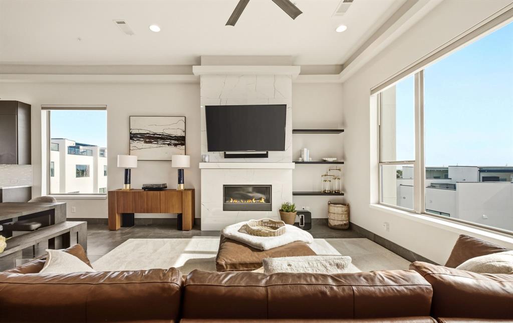 4928 Blaynes Road The Colony, TX 75056 - Photo 11 of 38 Spacious living room