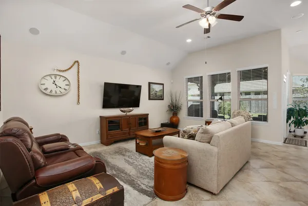 $3,000 | 4803 Ladona Court, League City, TX 77573