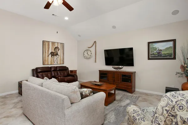 $3,000 | 4803 Ladona Court, League City, TX 77573