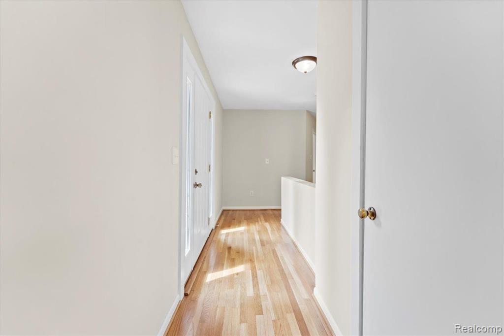 20859 Thorofare Road Grosse Ile, MI 48138 - Photo 19 of 53 Gallery Image 19