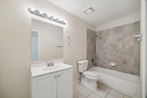 $284,900 | 5715 South Magazine Circle, Houston, TX 77084