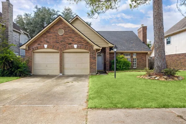 $284,900 | 5715 South Magazine Circle, Houston, TX 77084