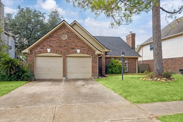 $284,900 | 5715 South Magazine Circle, Houston, TX 77084
