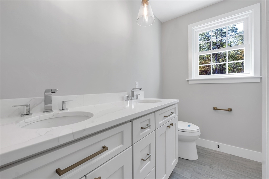 128 Old Southbridge Road Dudley, MA 01571 - Photo 16 of 42