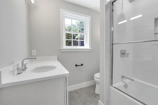 $699,000 | 128 Old Southbridge Road, Dudley, MA 01571