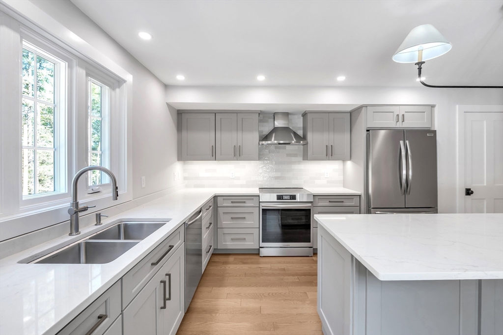 128 Old Southbridge Road Dudley, MA 01571 - Photo 21 of 42