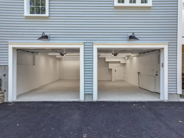 $699,000 | 128 Old Southbridge Road, Dudley, MA 01571