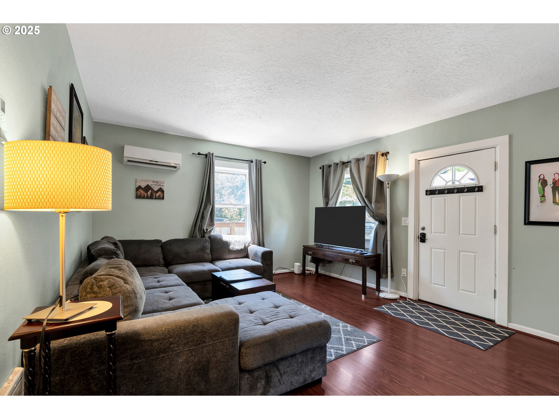 402 Southeast 75th Avenue Portland, OR 97215 - Photo 27 of 48