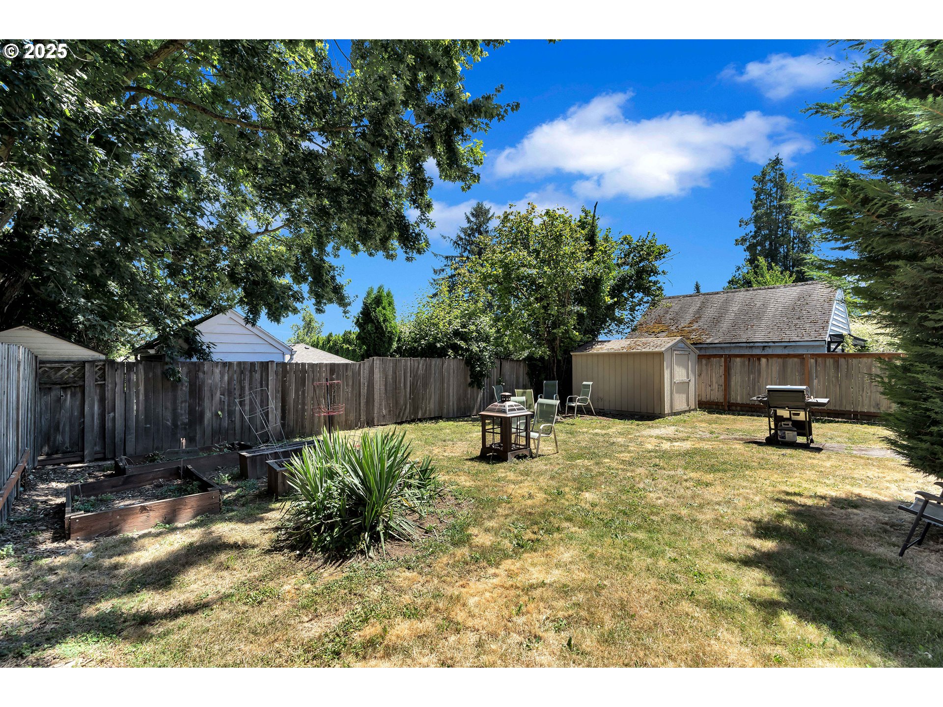 402 Southeast 75th Avenue Portland, OR 97215 - Photo 41 of 48