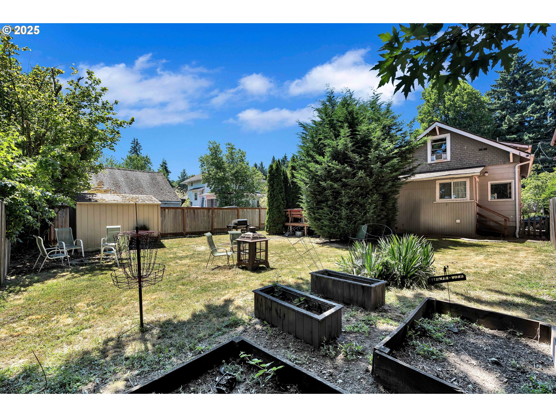 402 Southeast 75th Avenue Portland, OR 97215 - Photo 42 of 48