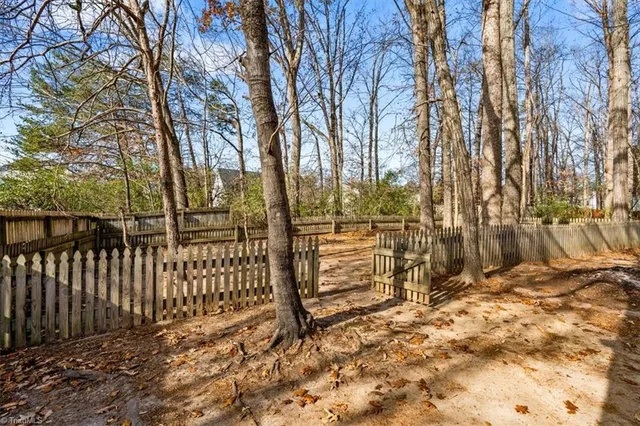 $349,900 | 1516 Covered Wagon Road, McLeansville, NC 27301