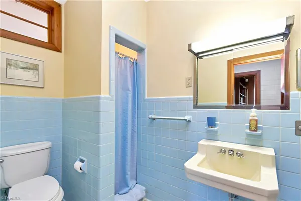 $1,248,000 | 215 Casa Robles Drive, Moravian Falls, NC 28654