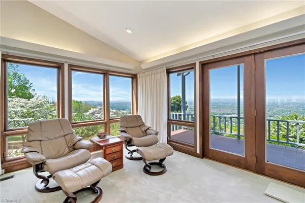 $1,248,000 | 215 Casa Robles Drive, Moravian Falls, NC 28654