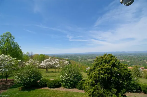 $1,248,000 | 215 Casa Robles Drive, Moravian Falls, NC 28654