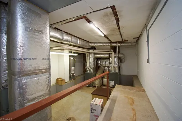 $1,248,000 | 215 Casa Robles Drive, Moravian Falls, NC 28654