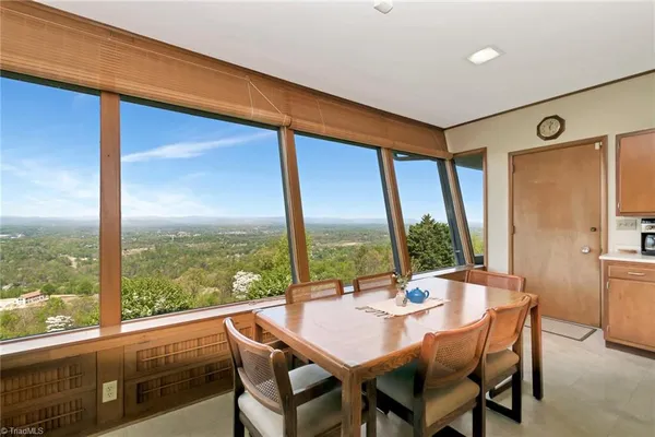 $1,248,000 | 215 Casa Robles Drive, Moravian Falls, NC 28654