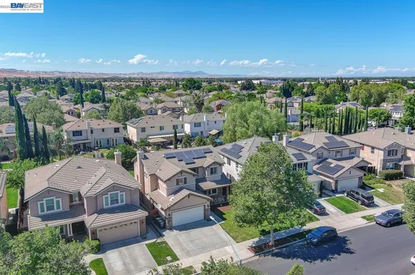 $739,998 | 4547 Glenbrook Drive, Tracy, CA 95377