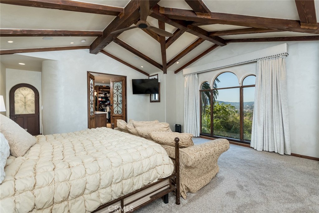 330 Kempton Road Glendale, CA 91202 - Photo 24 of 75 Gallery Image 24