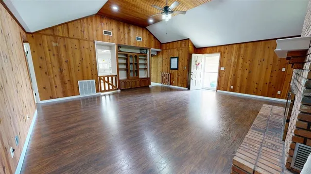 $299,000 | 2730 Scarlett Drive, Lake Charles, LA 70611