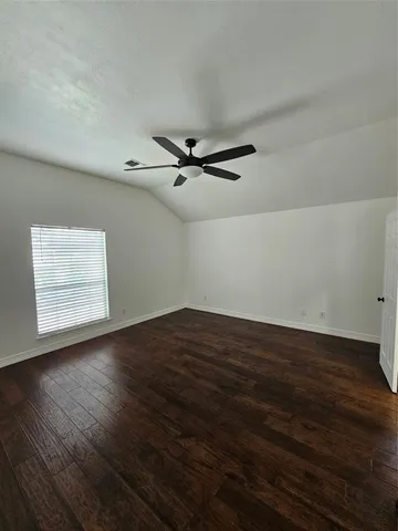 $2,000 | 9207 Dairy View Lane, Houston, TX 77099