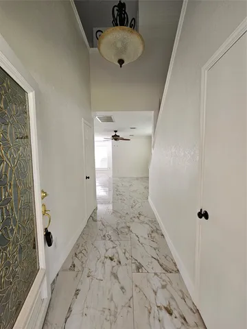 $2,000 | 9207 Dairy View Lane, Houston, TX 77099