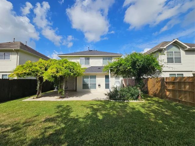 $2,000 | 9207 Dairy View Lane, Houston, TX 77099