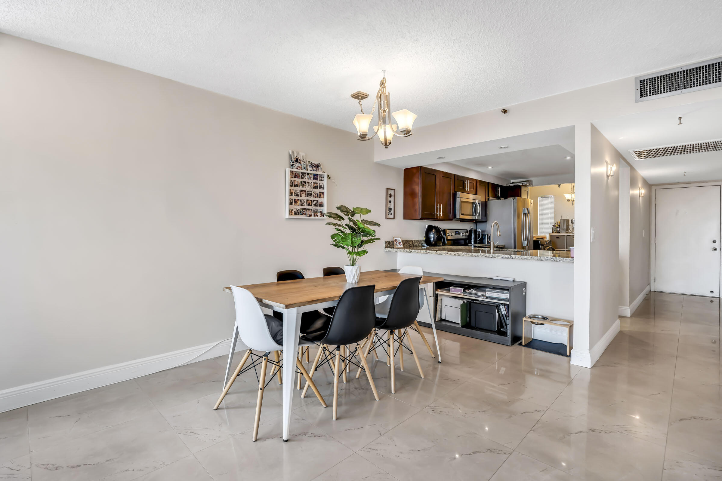 22 Royal Palm Way, Unit 606 Boca Raton, FL 33432 - Photo 23 of 48 009