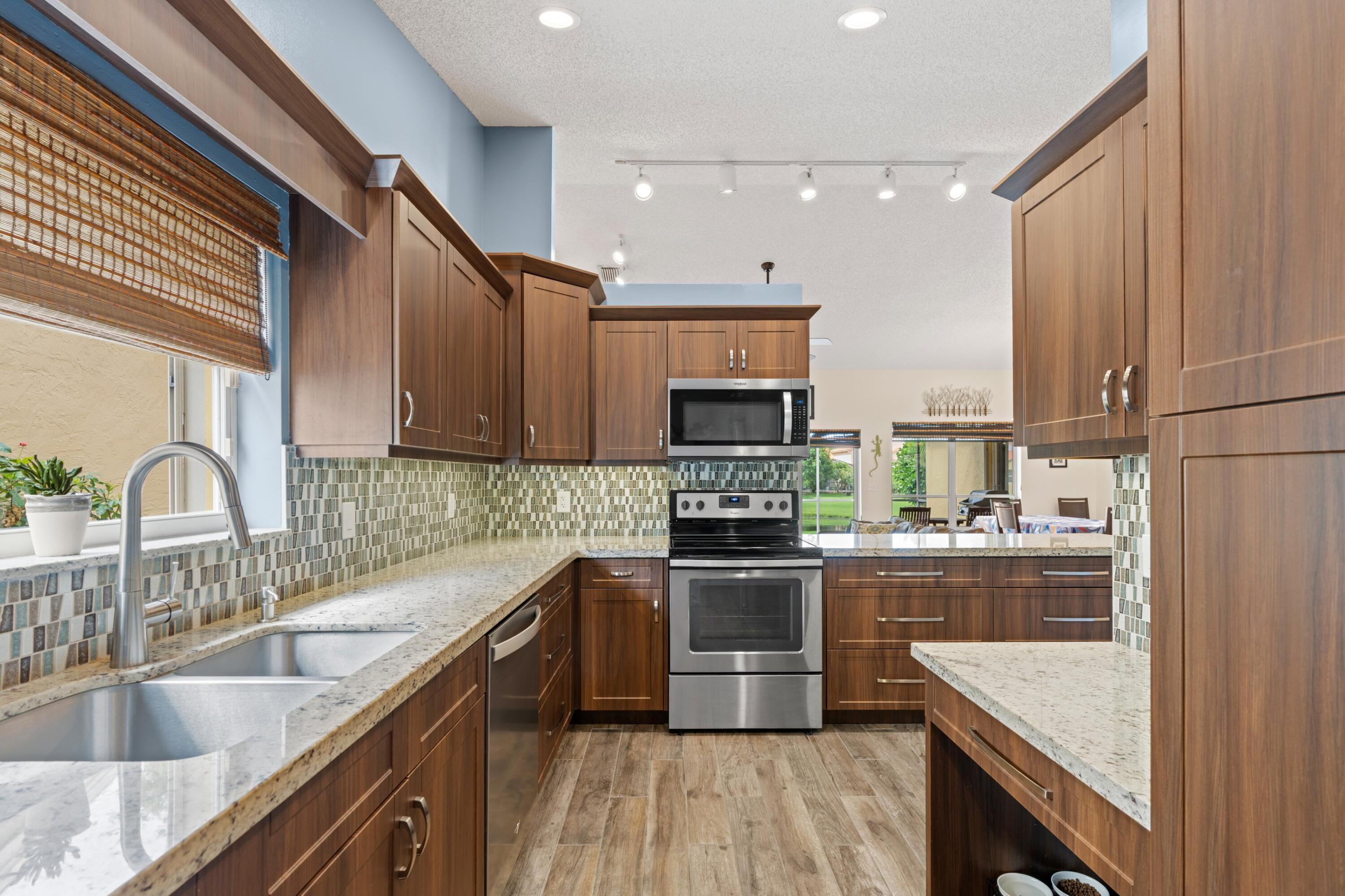 8174 Copenhagen Way Boca Raton, FL 33434 - Photo 20 of 50 DSC03829.jpg-SMALL