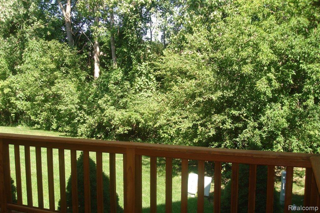 2115 Rochelle Park Drive, Unit 79 Rochester, MI 48309 - Photo 17 of 18 Rear of Condo 2.JPG