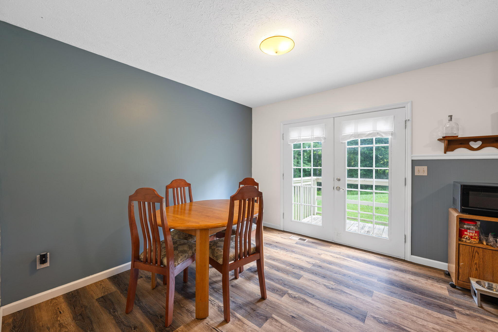 968 Worley Chapel Road Trenton, GA 30752 - Photo 16 of 40 eat in kitchen