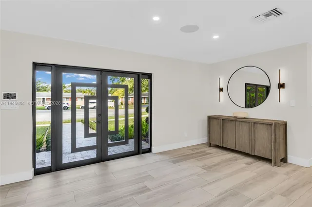 $924,999 | 6980 Northwest 6th Court, Plantation, FL 33317