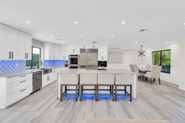 $924,999 | 6980 Northwest 6th Court, Plantation, FL 33317