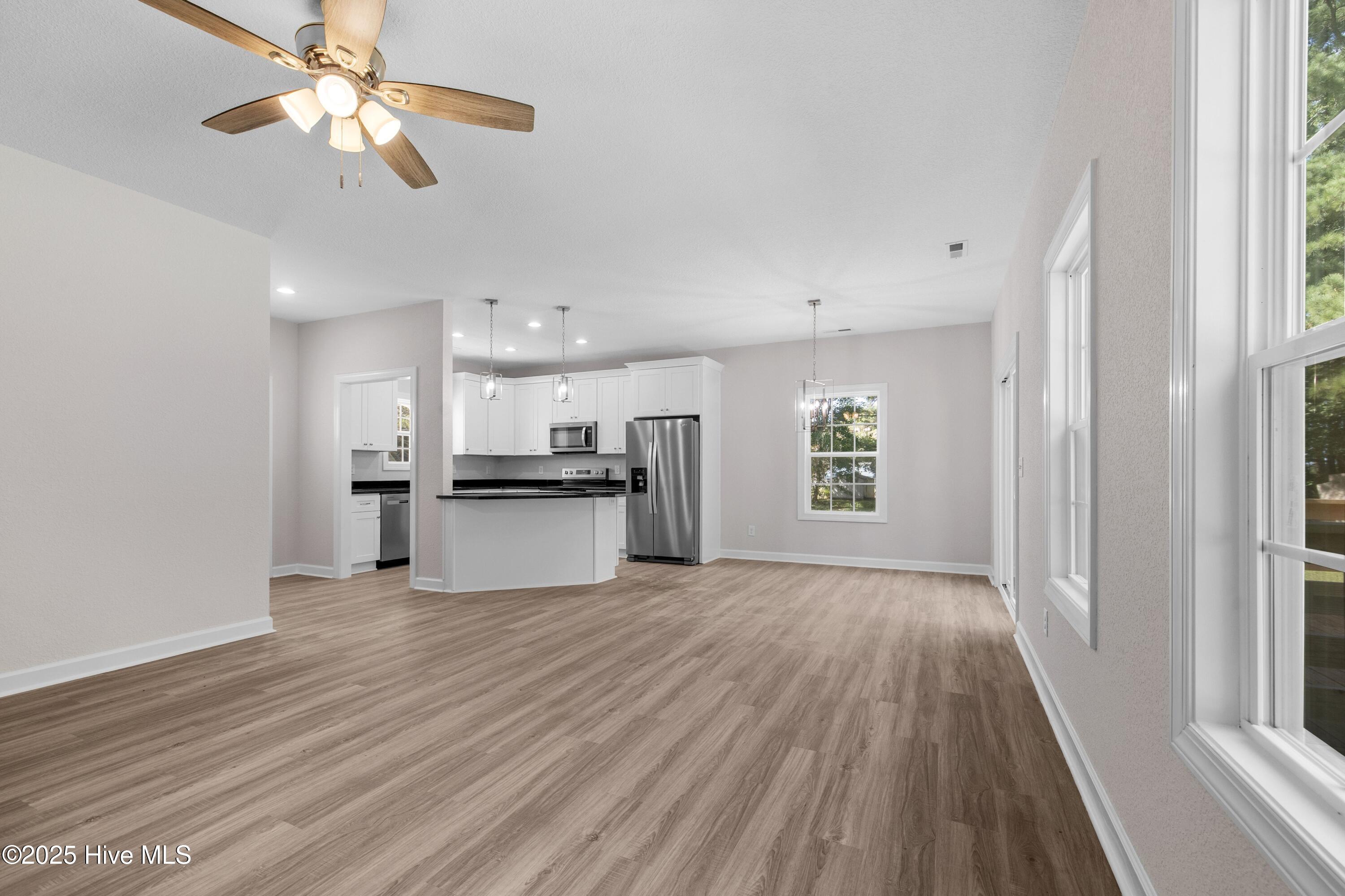 158 Texas Road Shiloh, NC 27974 - Photo 11 of 43 Lovely, stylish and bright.