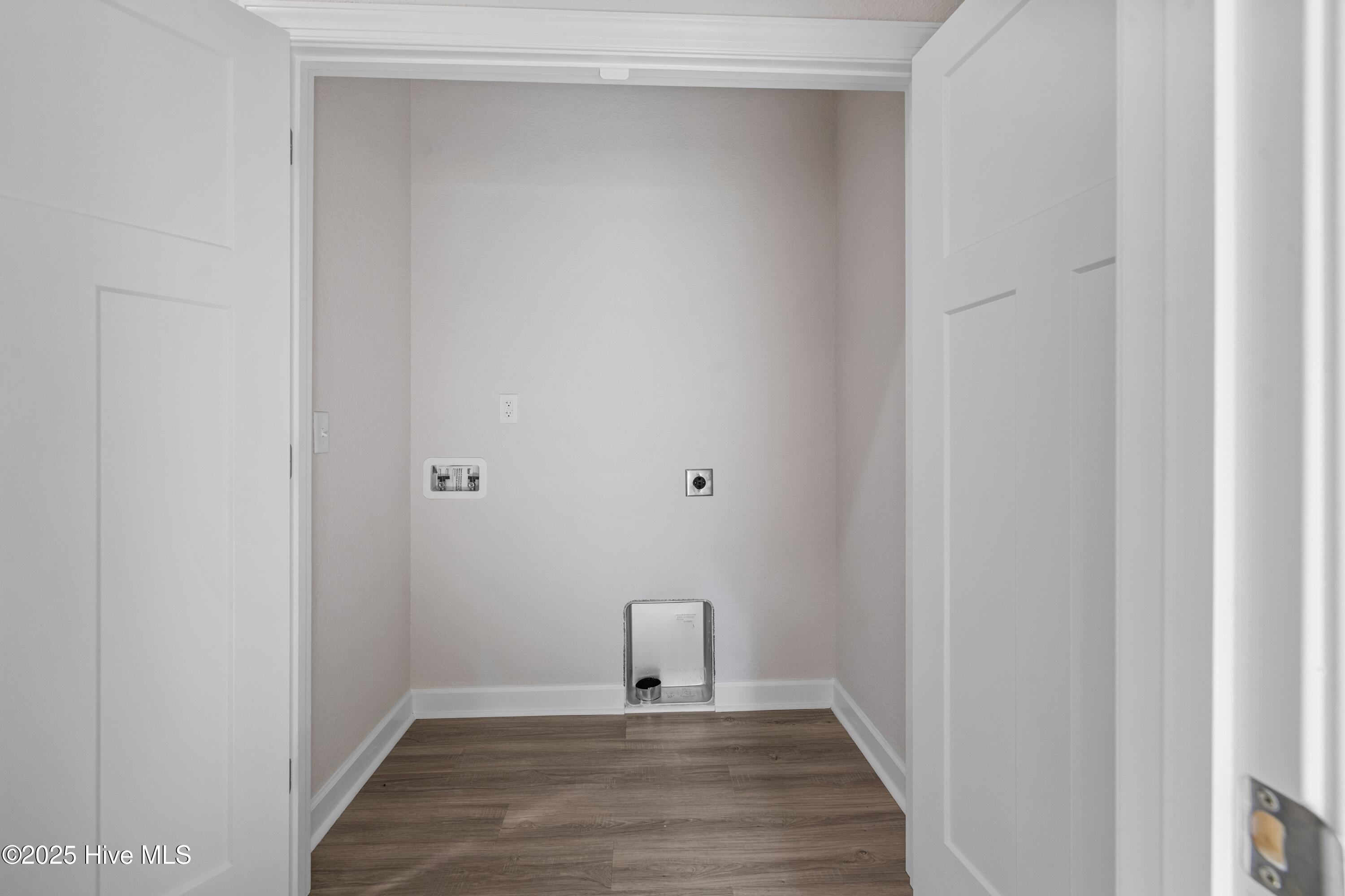 158 Texas Road Shiloh, NC 27974 - Photo 23 of 43 Hall Laundry