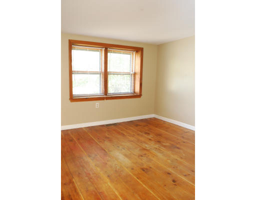 66 Catacunemaug Road Shirley, MA 01464 - Photo 5 of 10