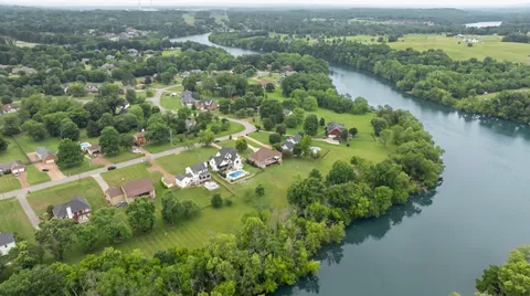 $1,199,000 | 1915 Pointe Barton Drive, Lebanon, TN 37087