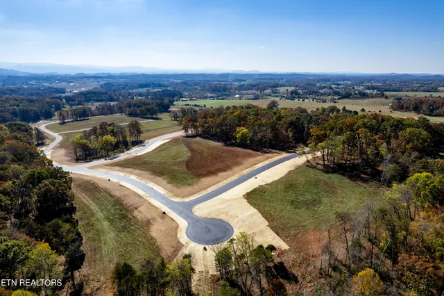 $120,000 | 1024 Sophie Drive, Greenback, TN 37742