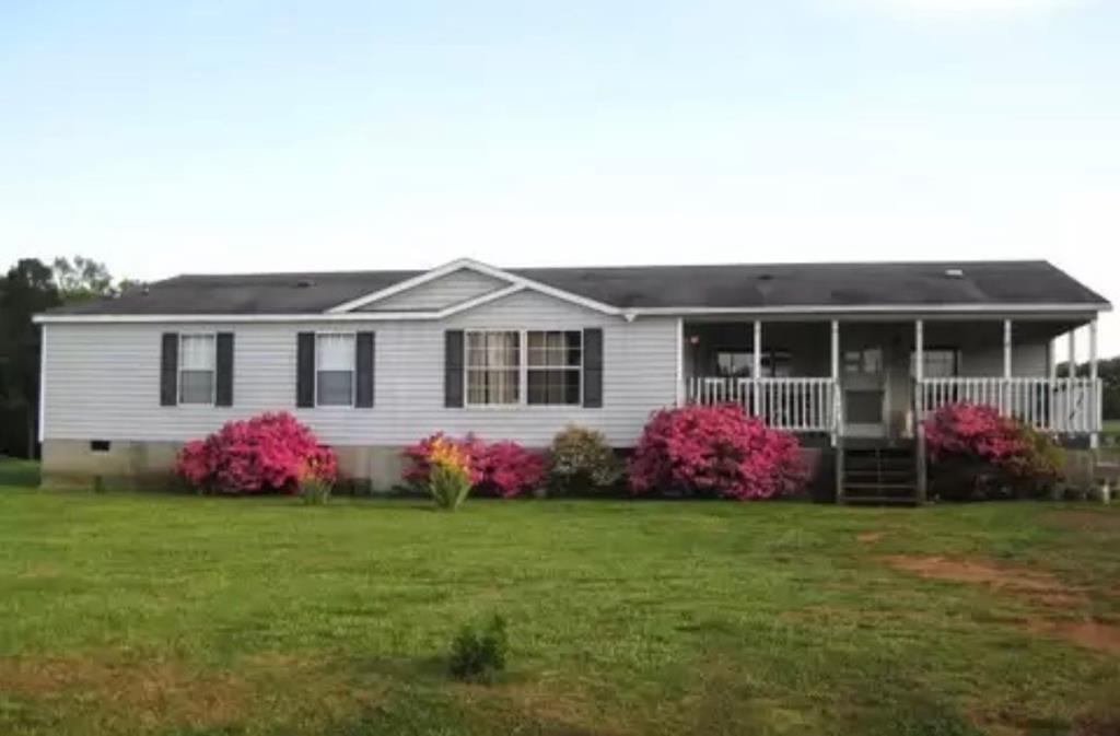 445 Frontier Trail Northwest Dalton, GA 30721 - Photo 1 of 33 Main View