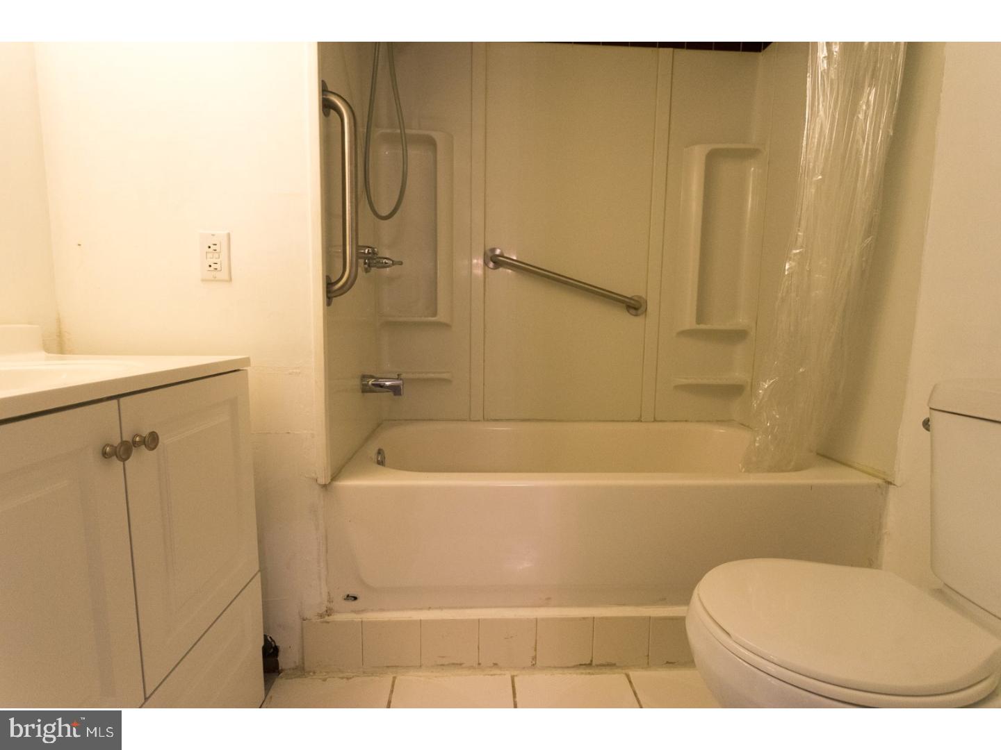 21 Christopher Road Voorhees, NJ 08043 - Photo 16 of 25 Bathroom