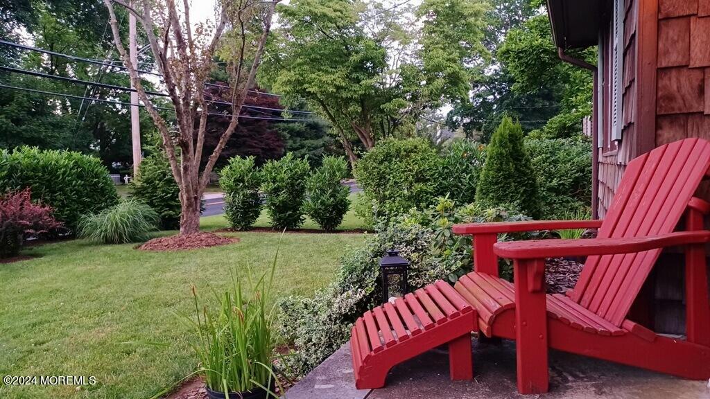 328 White Road Little Silver, NJ 07739 - Photo 8 of 57 009_dsc05263-1_45
